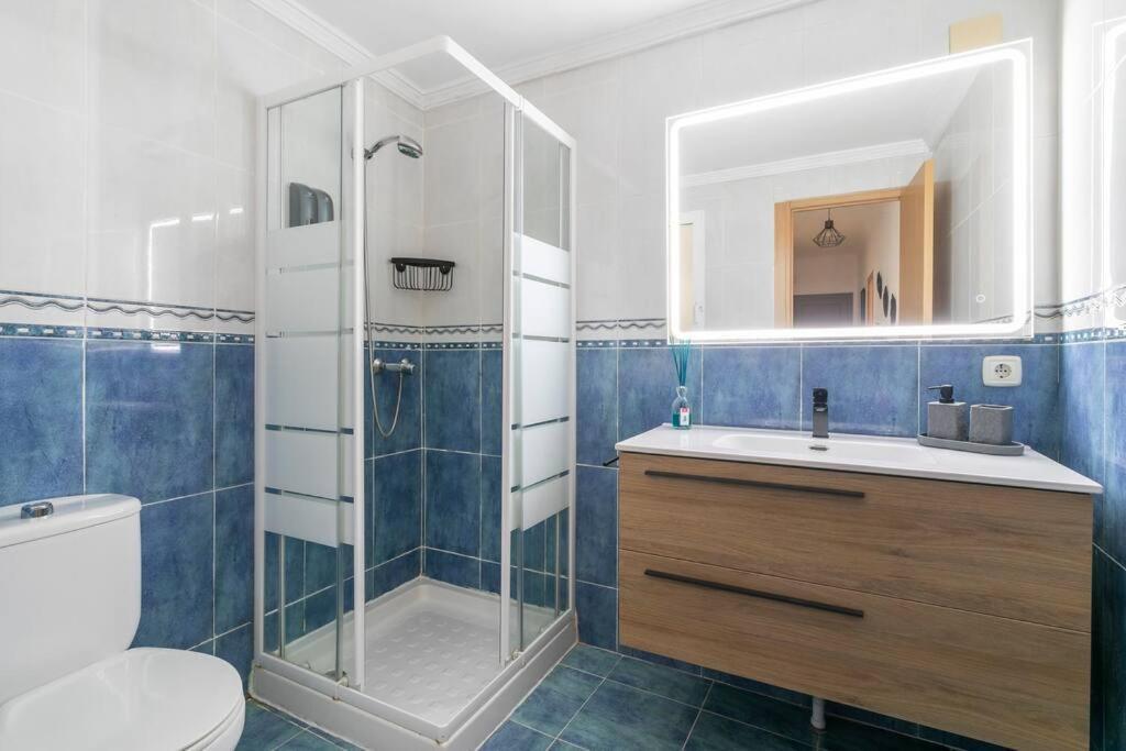 Encantador Apartamento De 3 Habitaciones Con Balcon Alicante Dış mekan fotoğraf