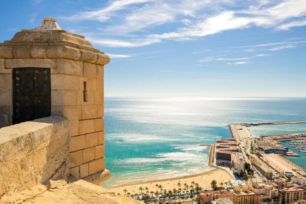Encantador Apartamento De 3 Habitaciones Con Balcon Alicante Dış mekan fotoğraf