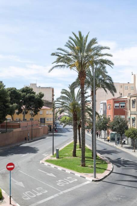 Encantador Apartamento De 3 Habitaciones Con Balcon Alicante Dış mekan fotoğraf