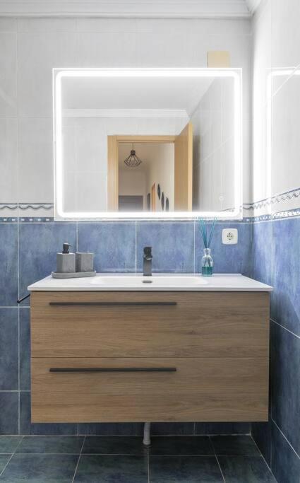 Encantador Apartamento De 3 Habitaciones Con Balcon Alicante Dış mekan fotoğraf