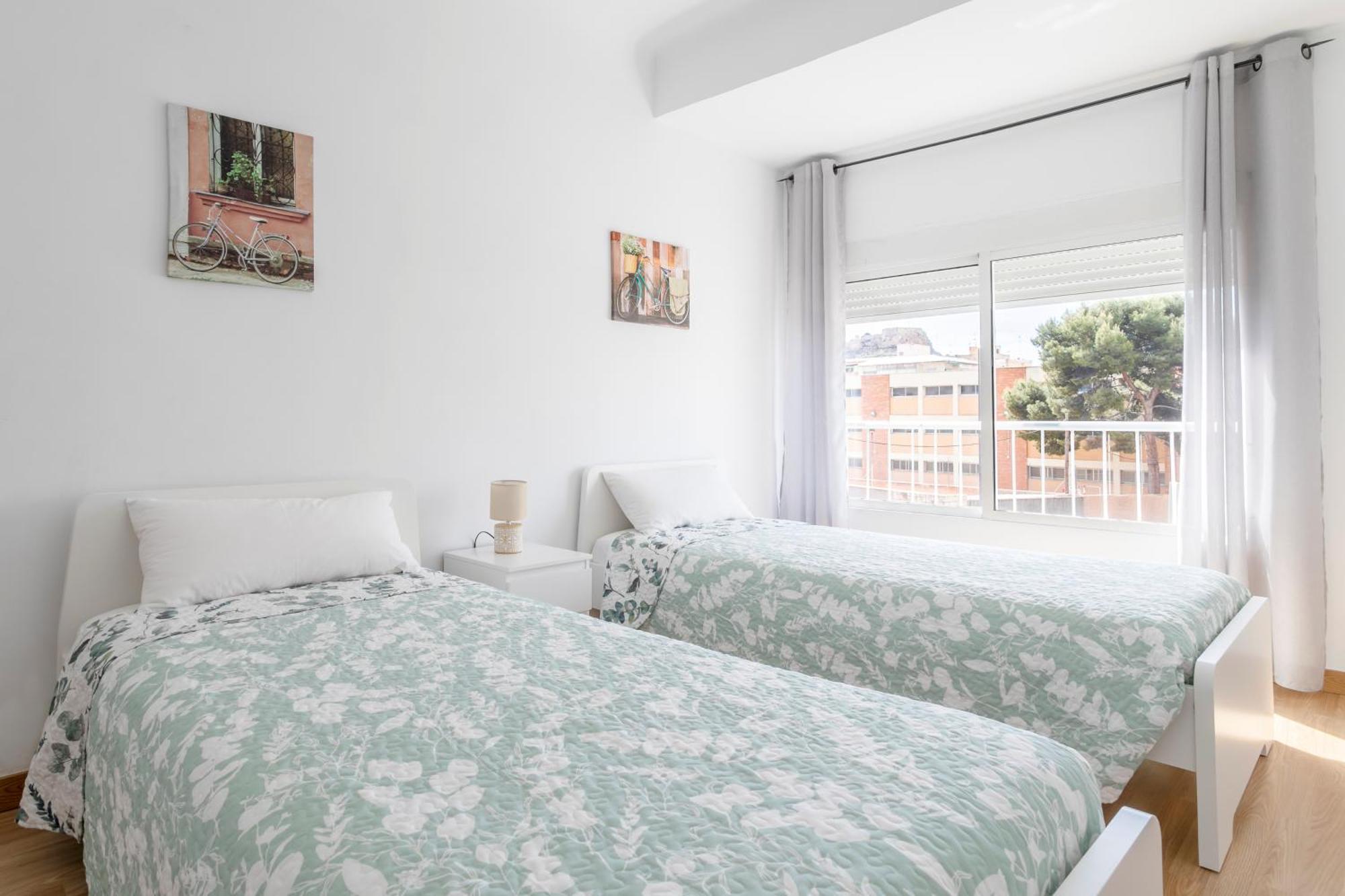 Encantador Apartamento De 3 Habitaciones Con Balcon Alicante Dış mekan fotoğraf